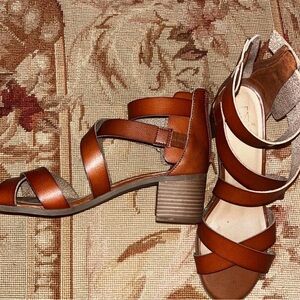 Women's Brown Strappy Sandals